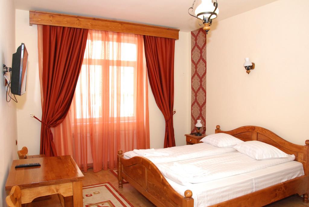 Vila Nicoleta Hotel Sibiu Exterior photo